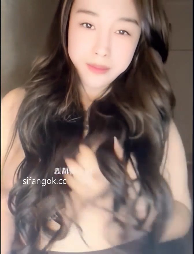 [Selfie] Carefully Considered, Love to Perform