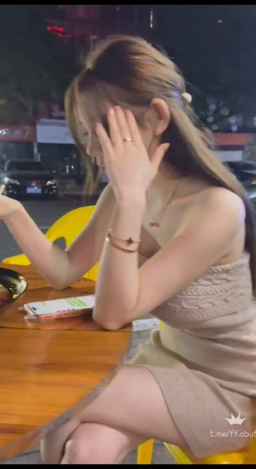 [Other] A popular Douyin (TikTok) influencer was