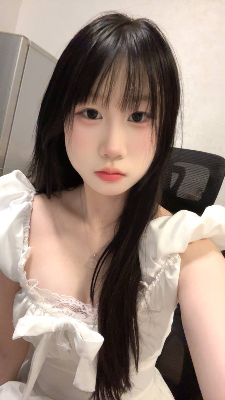 Contrast Selfie Nanshan Jingjing – 165 Chest 36c Tender Sister – Can play a